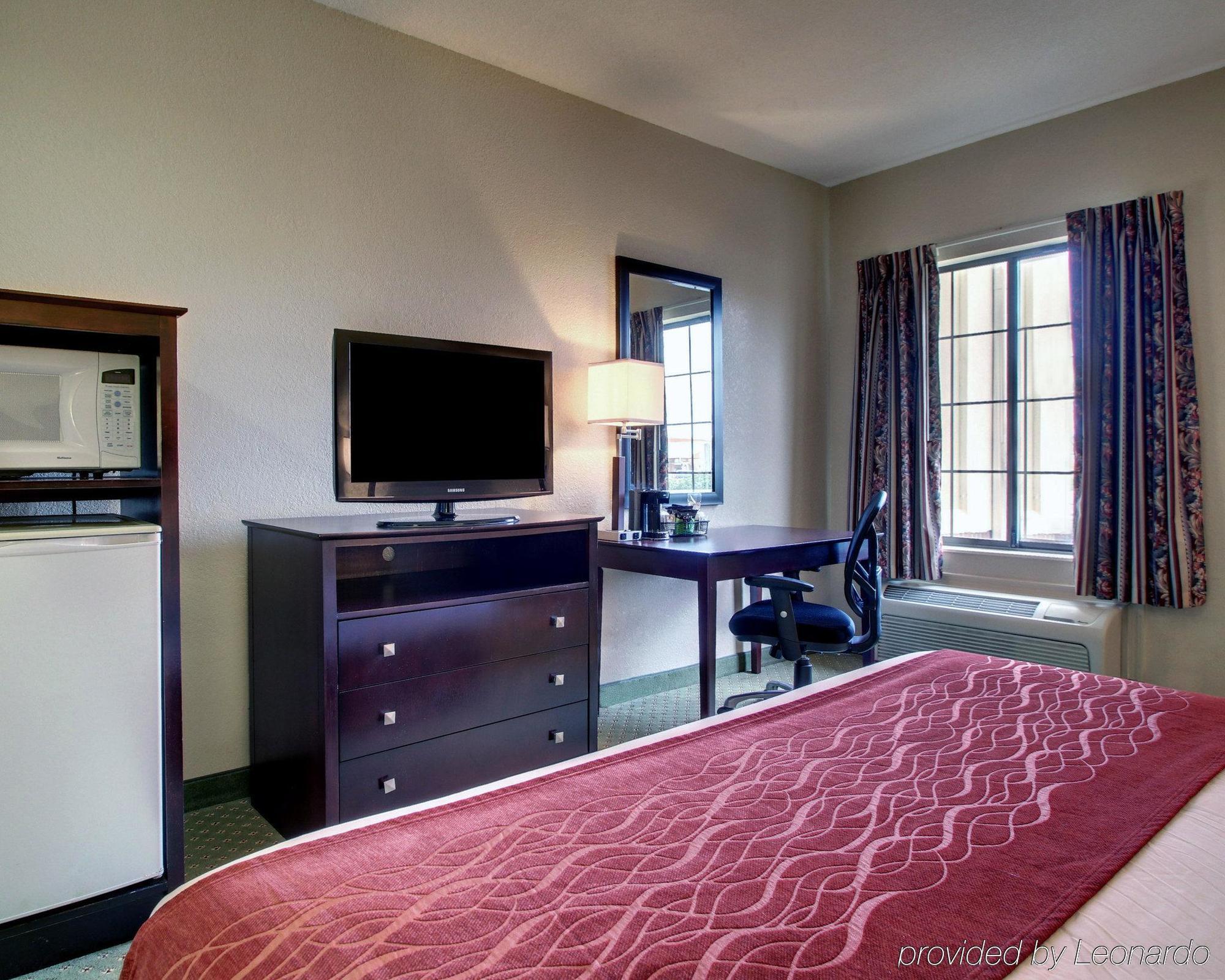 Columbia Inn & Suites Extérieur photo
