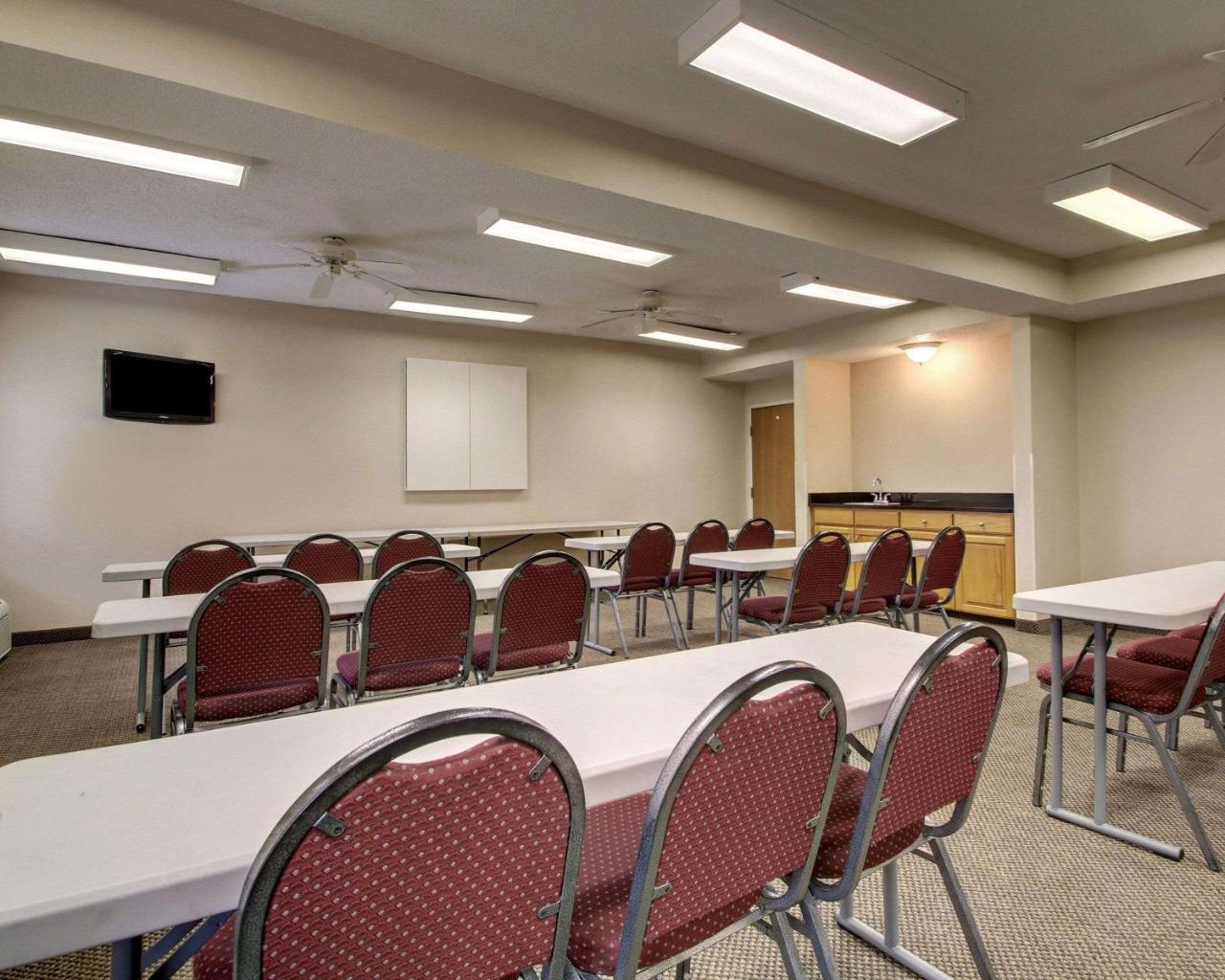 Columbia Inn & Suites Extérieur photo
